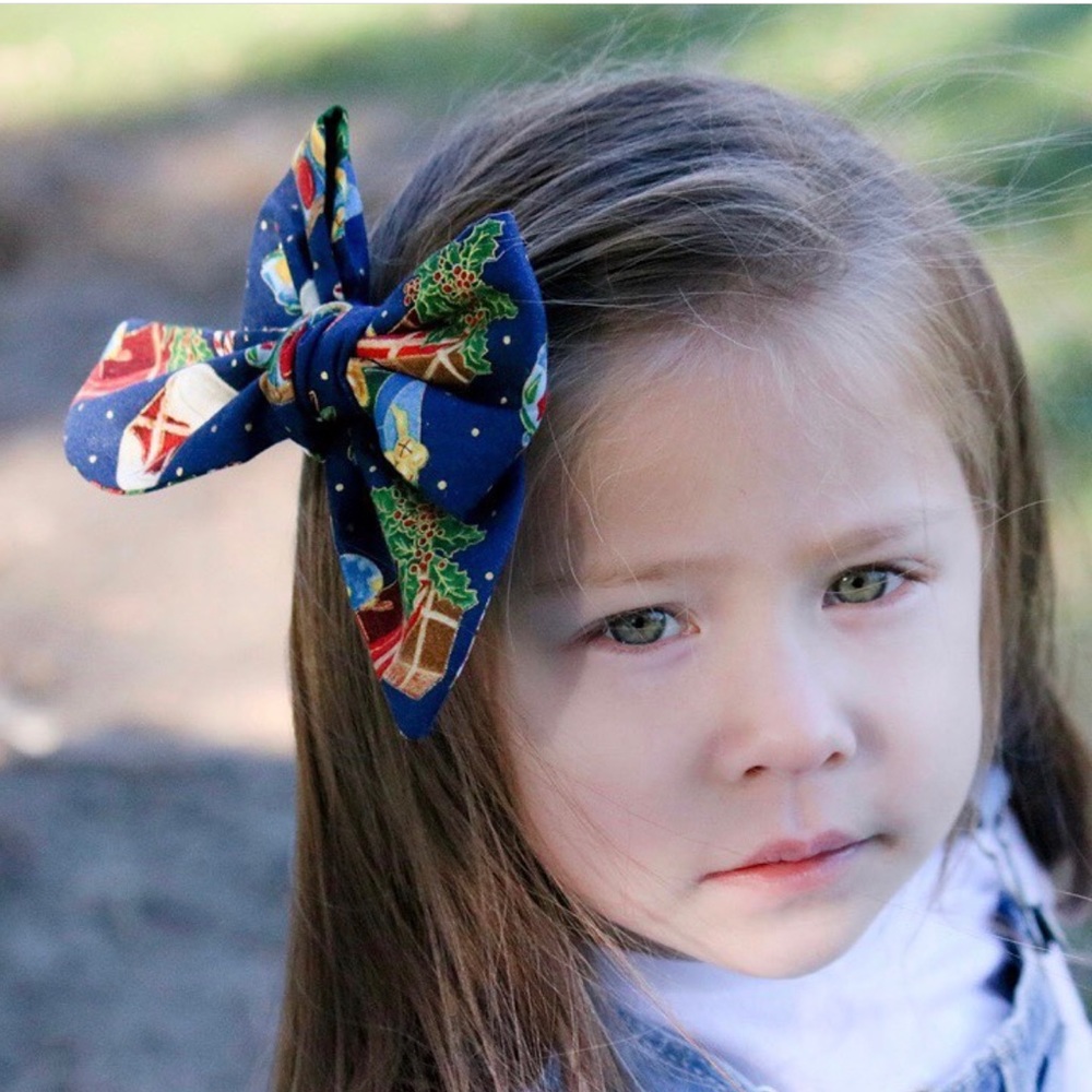 Hand made set of 3 hair bows.